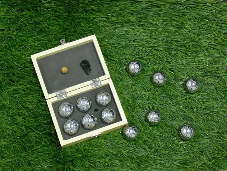 minium bocce ball